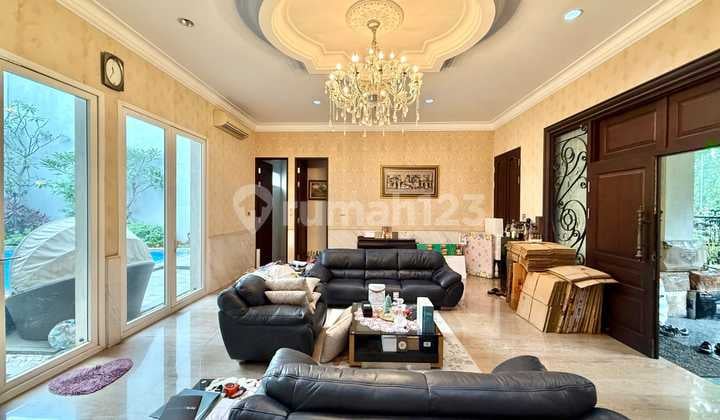 Dijual Rumah Patal Senayan 2 Lantai Furnished Siap Huni