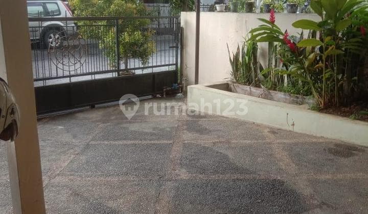 Lokasi Terbaik!! Rumah 4Kt Strategis