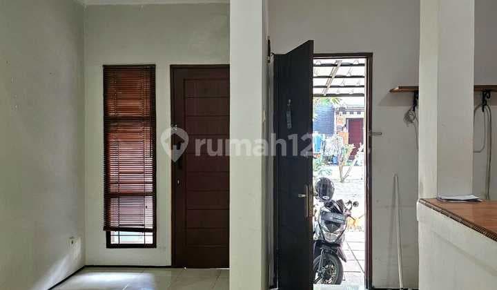 Rumah Bangunan 1 Lantai Legalitas SHM Semi Furnished di Bintaro