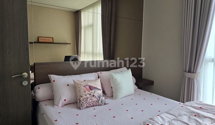 Apartemen dengan Posisi Hook dengan 2 Kamar bisa Nego di Jakbar