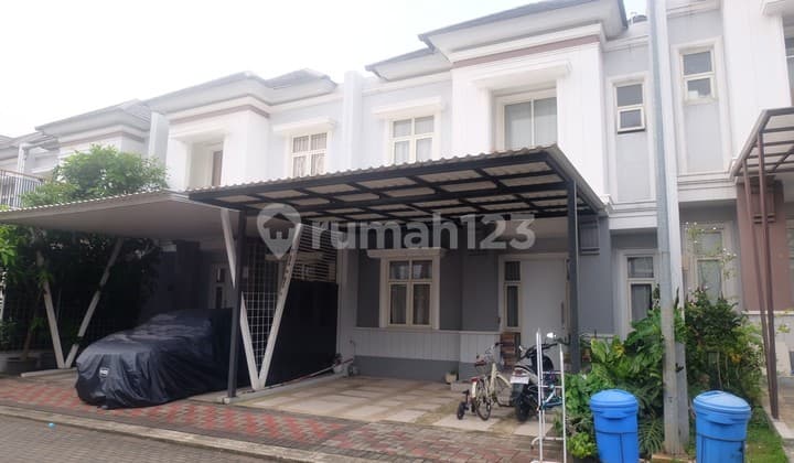 4 Bedroom Semi Furnished House with 4 AC Units, Ready to Move In, BSD South Tangerang