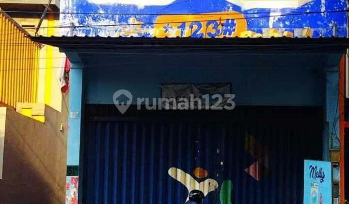 Disewakan dan Dijual Ruko 3 Lantai di Manyar, Surabaya