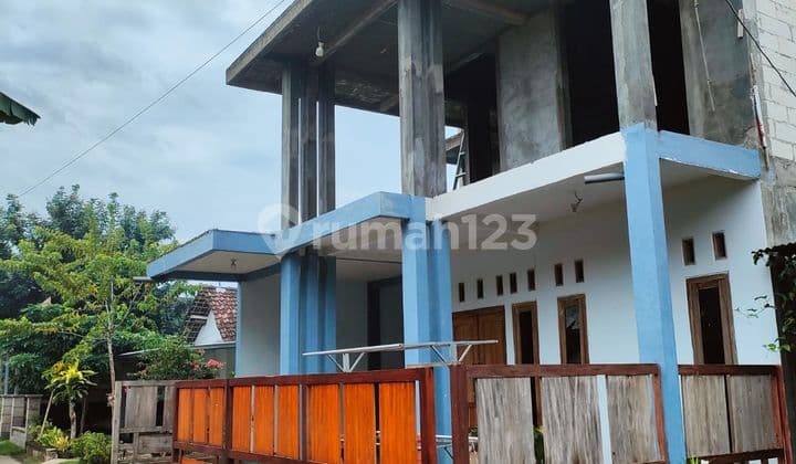 Dijual Rumah 2 Lantai di Desa Modongan, Mojokerto