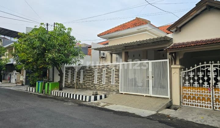Dijual Rumah di Rungkut Asri Timur 2/33