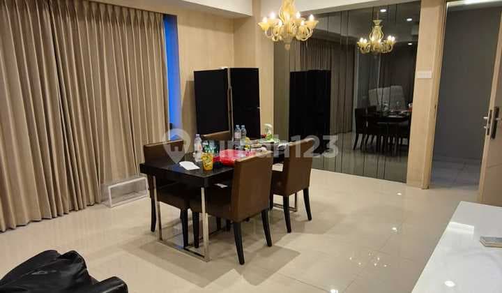 Disewakan Apartemen Lariz Full Furnish Mewah Connecting Pakuwon Mall