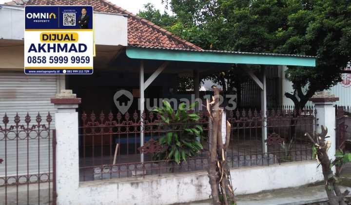 Affordable House on Main Road Mojokerto Freehold Title 900M Negotiable