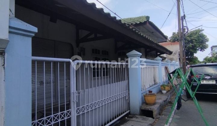 Spacious House in Griya Bhayangkara Sukodono with 5 Bedrooms and SHM Certificate