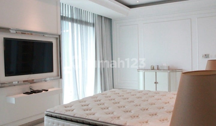 Sewa Apartemen Essence Darmawangsa - 3+1Br Furnished, Nyaman, Dann Cozy