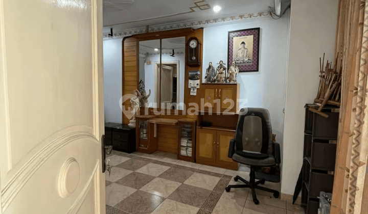 Diskon Rumah Taman Grisenda - Classic Mediterania