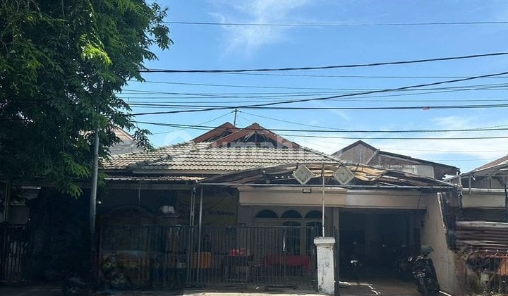 *Disewakan Rumah Jalan Raya**Raya Taman Asri*Pondok Tjandra - Sidoarjo