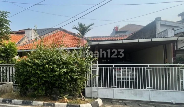 Rumah 1 Lantai, di Pejompongan, Jakarta Pusat