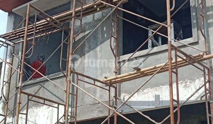 Rumah di Komplek Mega Cinere, Depok