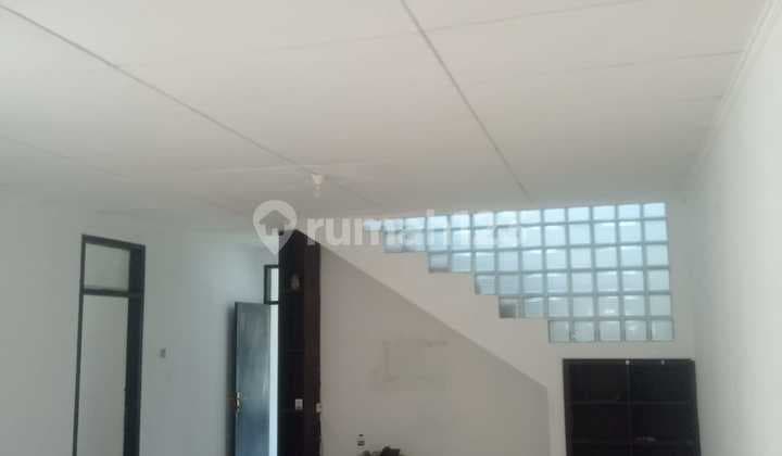 Dijual Cepat Harga NJOP Rumah Sayap Surya Sumantri Nyaman Siap Huni Cocok untuk Kost2an