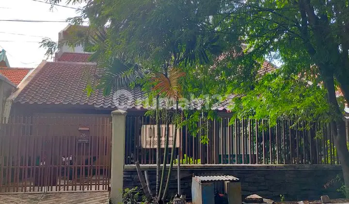 Rumah 2 Lantai Pinggir Jalan Raya Rungkut untuk Hunian atau Bisnis