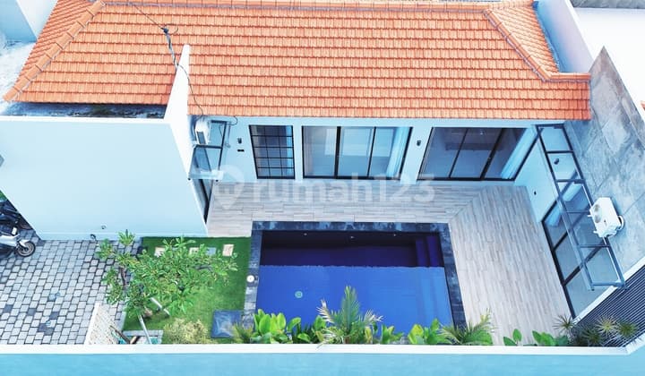 For Sale Luxury Villa With Dual Scenic Views