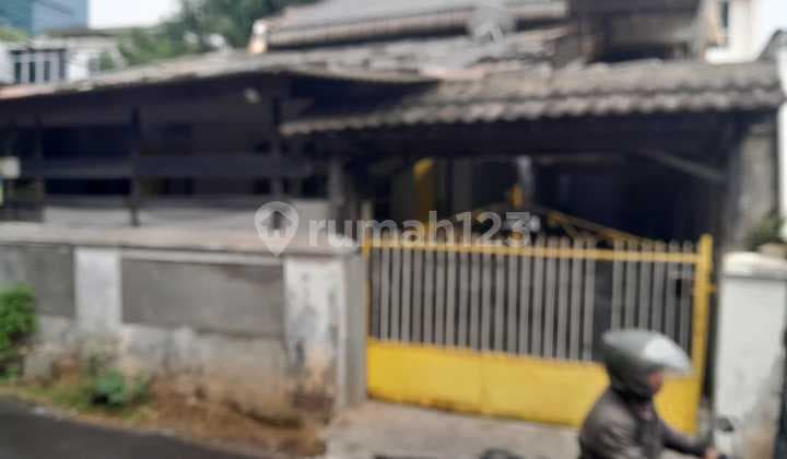Jantung Jakarta Selatan: Rumah Setiabudi Dekat Sudirman-Rasuna Said.