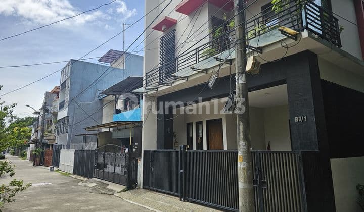 Rumah Lelang Minimalis Jalan 2 Mobil di Sunter, Jakarta Utara - Cash Only