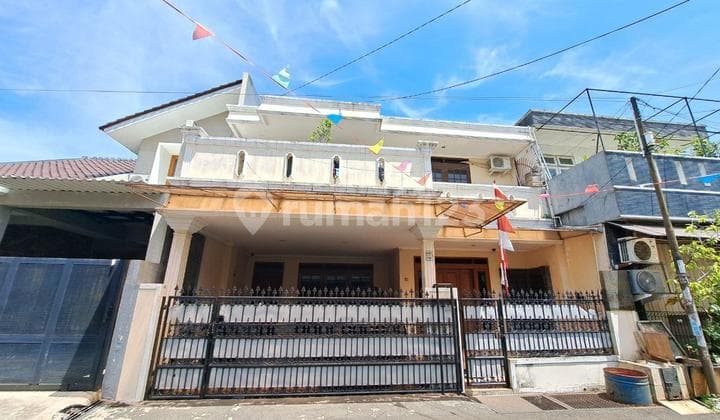 Dijual Rumah Ciputat, Tanah 126 Meter, 3 Kilo ke MRT Lebak Bulus