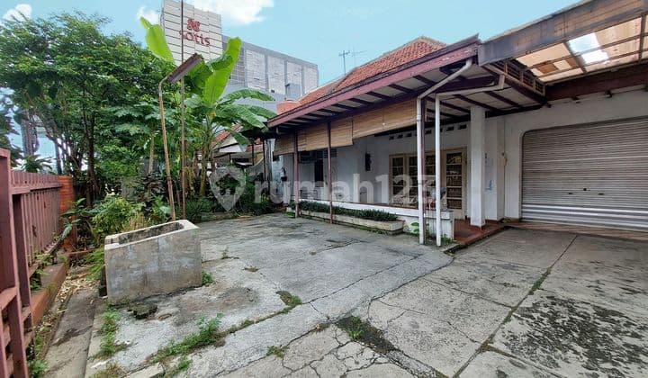 Dijual Rumah Tua Luas 477 SHM Jalan Utama Penjernihan, Jakarta Pusat