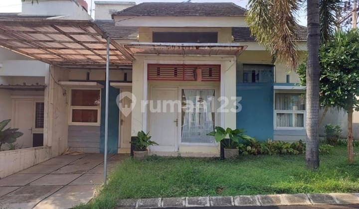 Rumah Luas Tanah 202, 1,5 Lantai Dekat Akses Tol Krukut-Desari