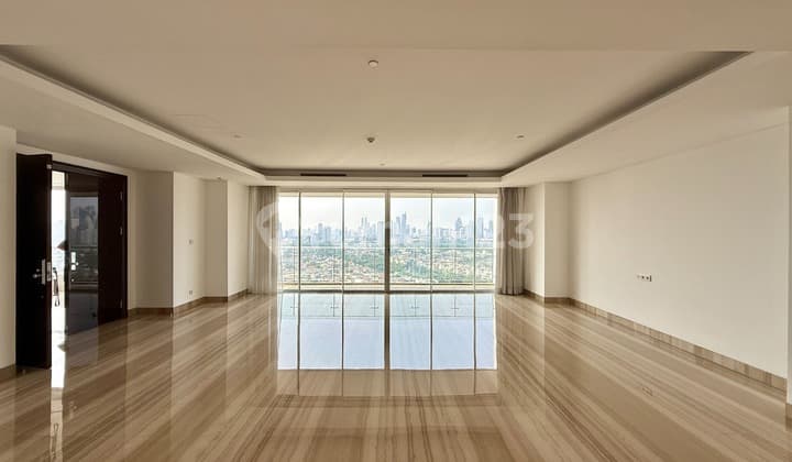 For Sale Providence Park High Floor Good Price