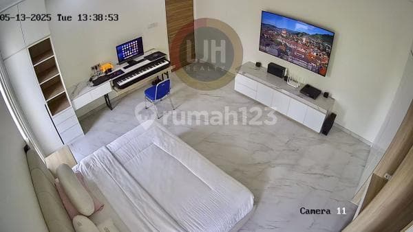 Rumah Siap Huni di Graha Candi Golf