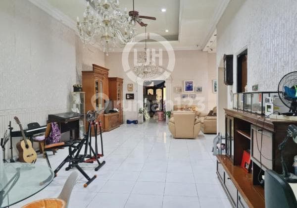 Rumah Siap Huni di Jalan Guntur