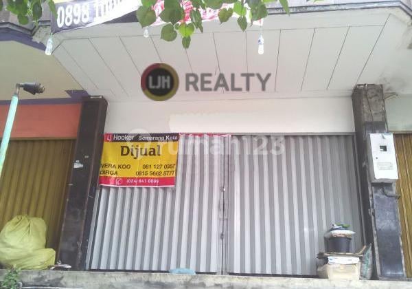 Ruko siap pakai di jalan Pemuda