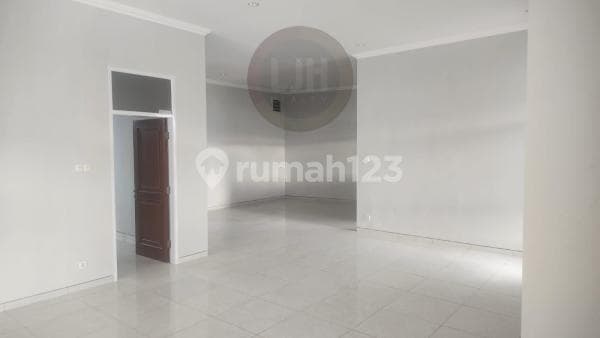 Rumah siap huni di jalan Galunggung
