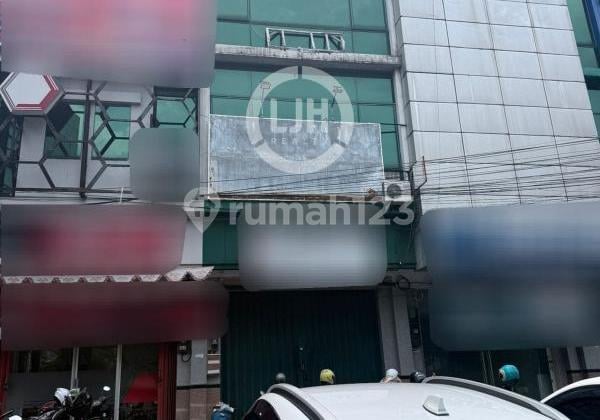 Ruko siap pakai di Peterongan Plaza