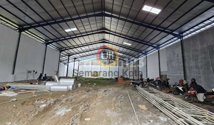 Gudang di Kawasan Industri Candi