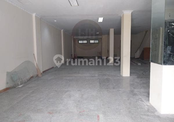 Shop house on Gajah Mada Street