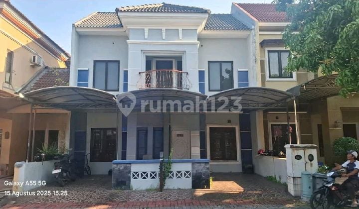 Rumah Mewah Taman Tiara Sidoarjo Pusat