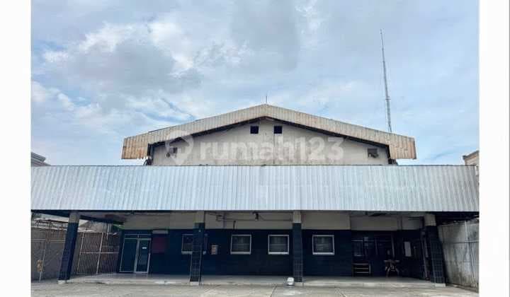 Dijual Properti Cocok Utk Usaha (Lapangan Padel/Futsal/Pergudangan) di Rungkut Menanggal