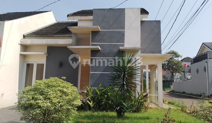 Ready-to-occupy Corner House for Sale in a Cluster Near Cububur - Mortgage (KPR) Available