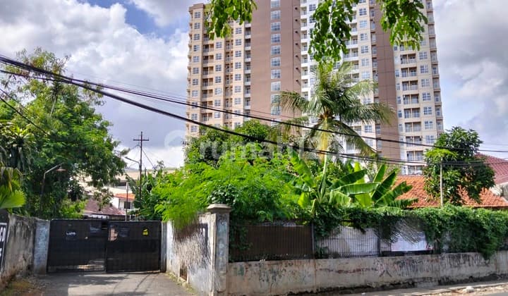 Rumah dan Tanah, 11M di Ulujami Raya Jaksel Posisi Hook