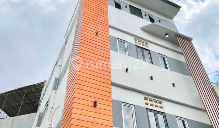 Exclusive Boarding House 8.5M in North Tomang, West Jakarta