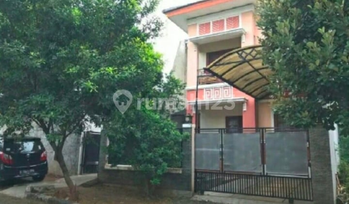 Rumah di Bwah Pasaran di Pondok Cabe Tangsel