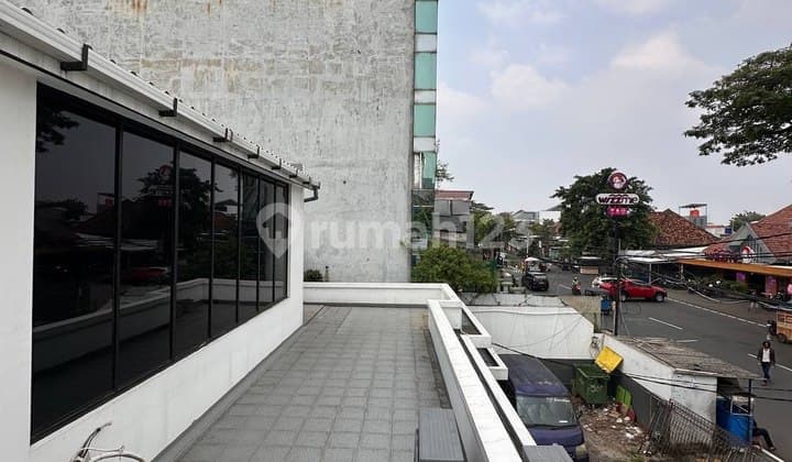 Bonus Land with House, 42M on Cikini Menteng Main Road, Central Jakarta