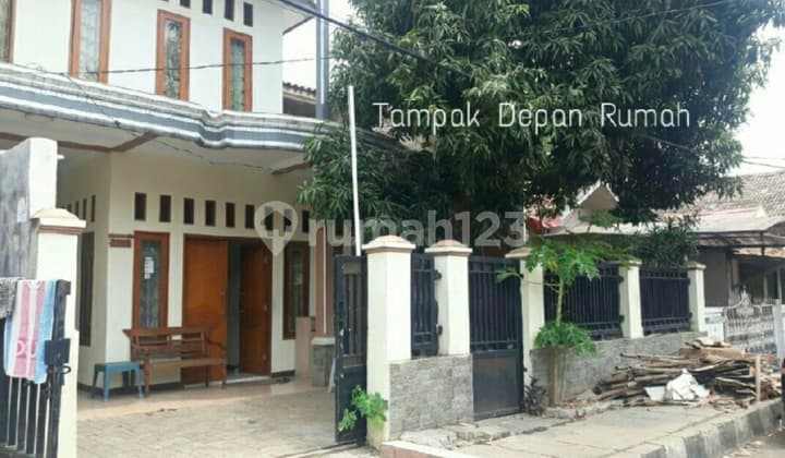 Rumah Second 2 Lantai, di Suka Asih Kota Tangerang Banten