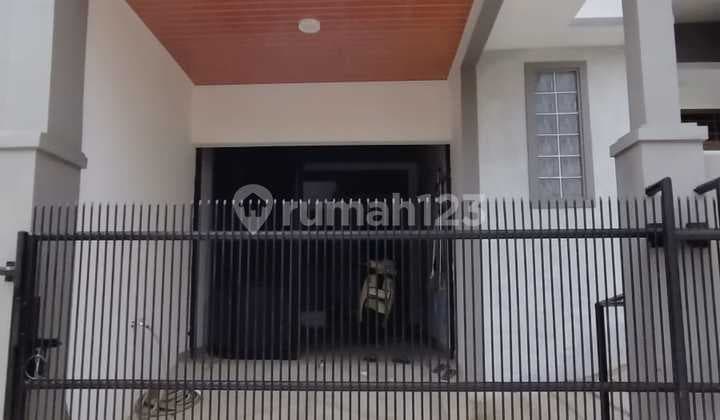 Dijual Rumah di Raden Saleh Raya, Karang Tengah Hadap Timur