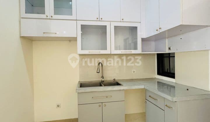 Quick Sale House in Green Village Near Green Lake City