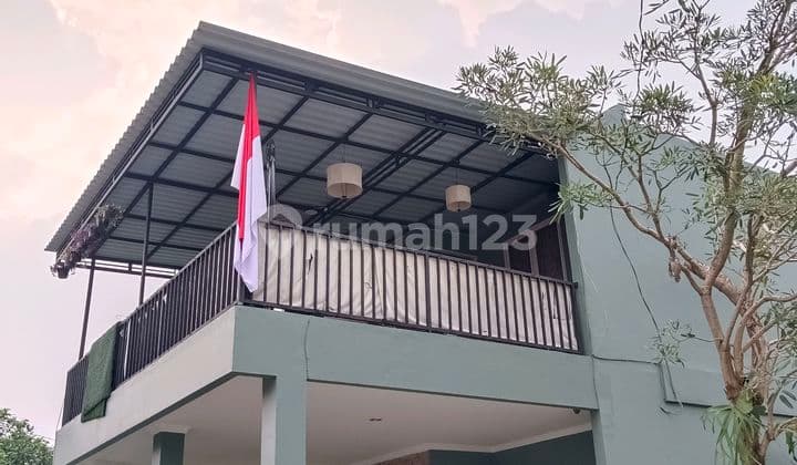 Rumah Dekat Taman Kota dan Tempat Wisata