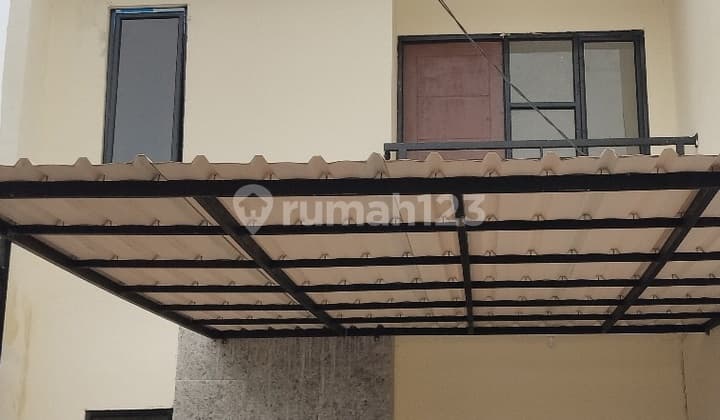 Selangkah ke Jalan Raya Besar dengan Akses Sangat Mudah