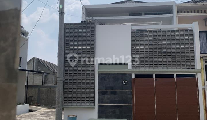 Akses Mobil Jalan Cor Betton, Tempat yang Asri