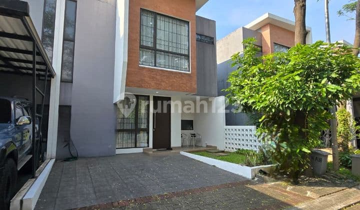 Comfortable House in the Strategic Complex of Bintaro Sector 7