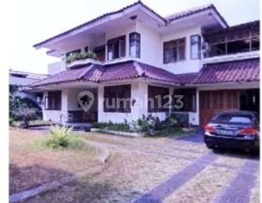 Rumah Bagus di Jl Tarumanegara Ciputat Tangerang Selatan