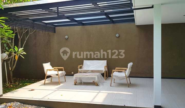 Rumah Cozy di Bintaro Strategis Dekat ke Pondok Indah. 0306