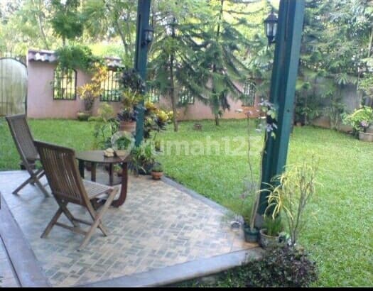 Rumah Jual Cepat di Senayan Bintaro Sektor 9 Lingkungan Nyaman. 0869