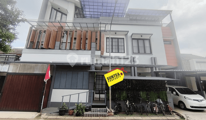 Rumah Dekat Akses Tol 3 Lantai Ada Kolam Renang. 0894